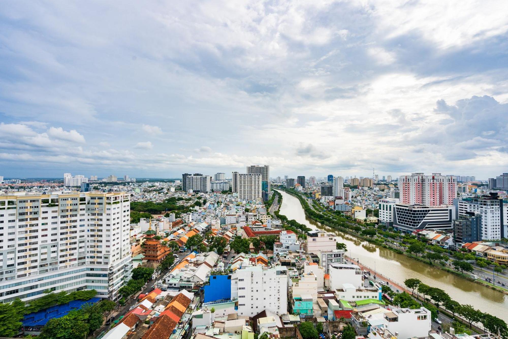 Rem Rivergate Garden Pool Signature - Free 4G Sim For 3 Nights Booking Cidade de Ho Chi Minh Exterior foto